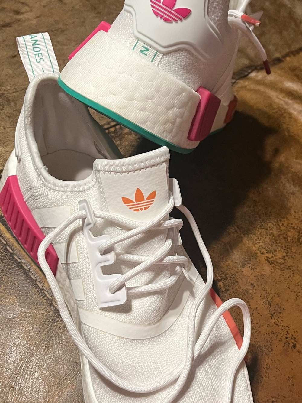 adidas NMD R1
